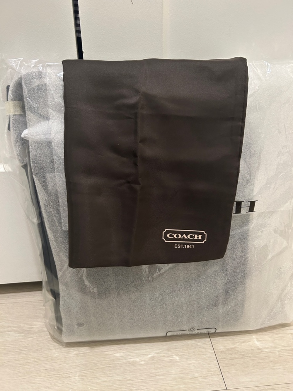 Coach (NWT) Houston Map Bag - Picture 15 of 16